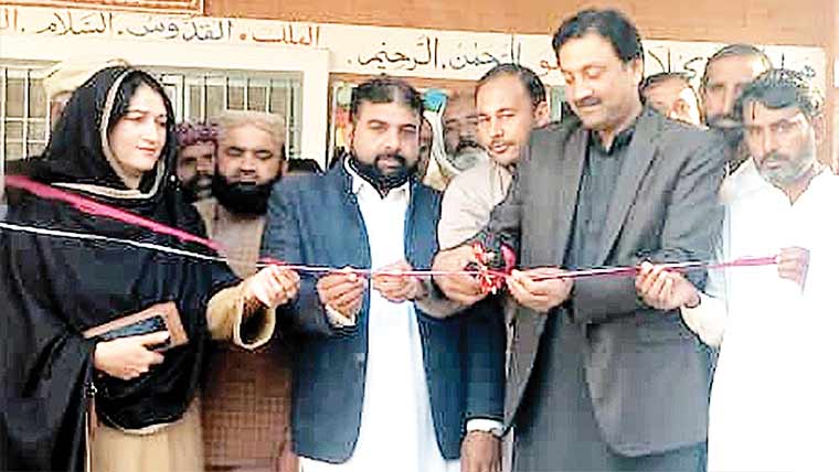  حکومت طلباء و طالبات کو سہولیات فراہم  کرنے کیلئے کوشاں:عاصم شیر میکن 