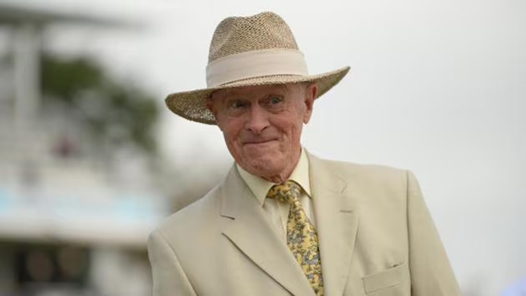 انگلینڈ اس با لنگ،بیٹنگ سے آسٹریلیا کو نہیں ہرا سکتا:جیفری 