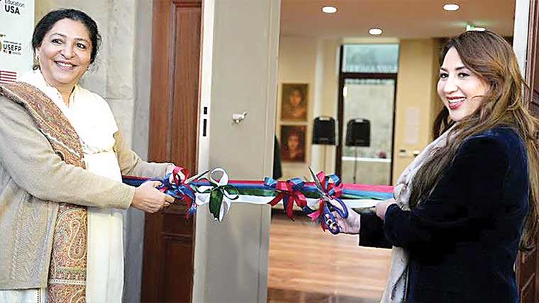  اسلام آباد:نیٹلی بیکرکا یو ایس ای ایف پی کی نئی عمارت کا افتتاح 