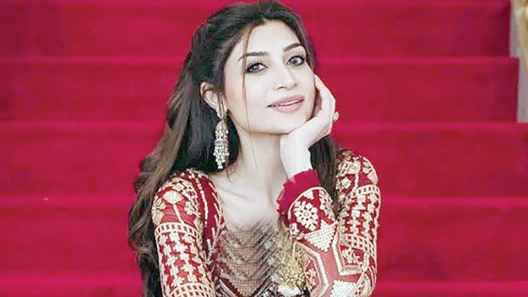  غلط رشتے میں پڑنے سے دیر  سے محبت مل جانا بہتر :زویاناصر