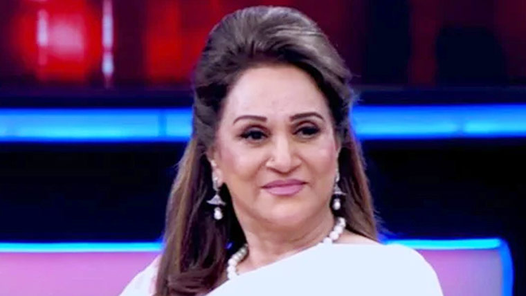  بشریٰ انصاری جعلی اکاؤنٹس سے چندہ جمع کرنے کی کوششوں پربرہم 