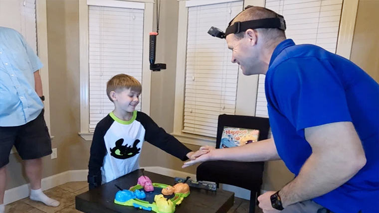 امریکی سیریل ریکارڈ بریکر کا بیٹے کیساتھ انوکھا ریکارڈ!