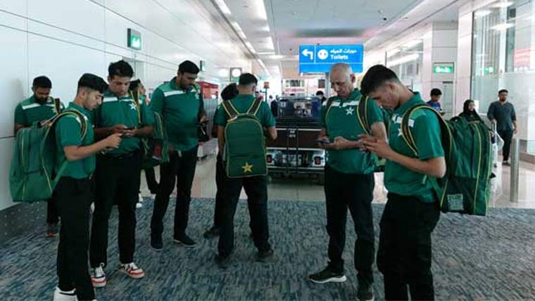 پاکستان انڈر 19ٹیم ایشیا کپ میں شرکت کیلئے دبئی روانہ