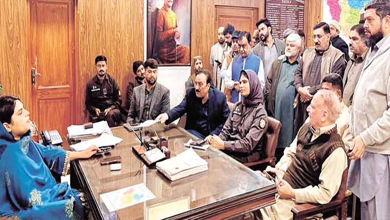 دکاندارسڑکوں پر رکھا سامان فوری ہٹا دیں :سعدیہ جعفر