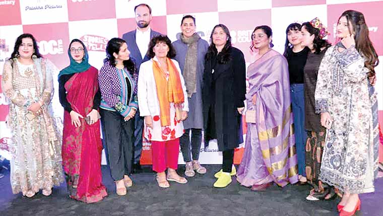 شرمین عُبید نے طاقتور خواتین فلمساز متعارف کروا دیں