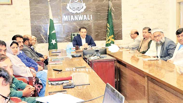  ڈسٹرکٹ ایمر جنسی ریسپانس کمیٹی انسدادِ پولیو کمیٹی کا جائزہ اجلاس 