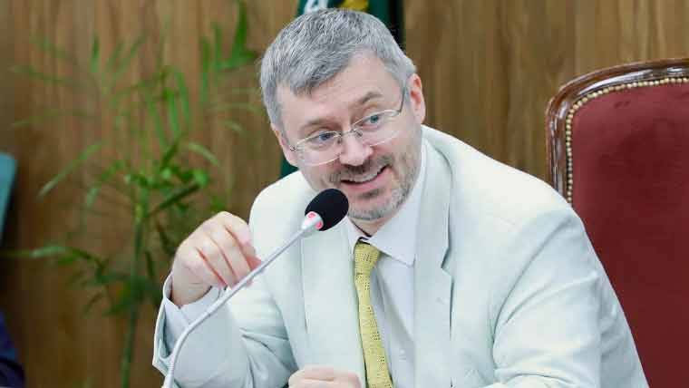   یو کرین بحران مذاکرات کے ذریعے حل کر نا مشکل :روسی سفیر  