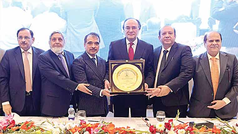 31 دسمبر کو تمام افسروں کے اثاثے منظر عام پر آجائینگے : وزیر خزانہ 