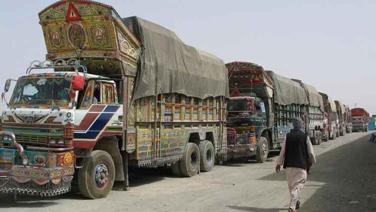 ملز مالکان نے ٹرانسپورٹ ہڑتال کی آڑ میں 10 کلو والے تھیلے  غائب کردیئے ناقص آٹا سپلائی