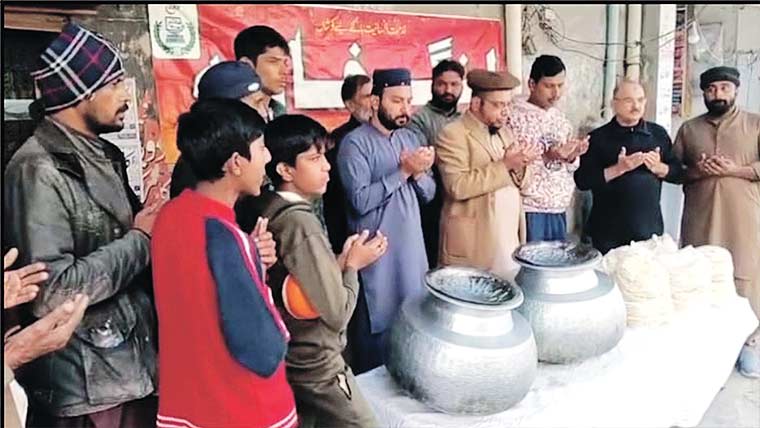 والدین کی خدمت میں دین و دنیا کی کامیابی :آصف رضا قادری