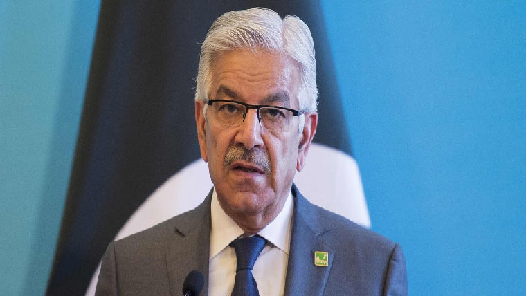 مجھے نواز شریف کے بیان کی مذمت کرنے کا کہا گیا :خواجہ آصف