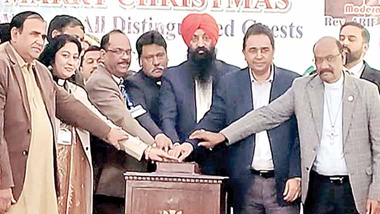 نو لکھا پریسبیٹرین چرچ  میں سالانہ کرسمس تقریب 