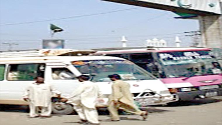  نوجوان کو کچل کر مار دیا 