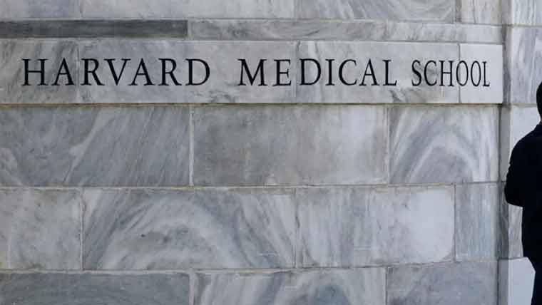 ہارورڈ میں انسانی اعضا کی  چوری، مینیجر کو 8 سال قید