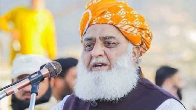 جے یو آئی ، حکومت میں سیاسی فاصلے رواں سال بھی کم نہ ہو سکے 