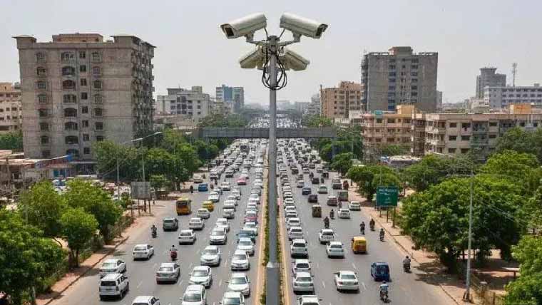 ڈھائی سال قبل چوری ہونے والی موٹرسائیکل کے مالک کو ای چالان موصول