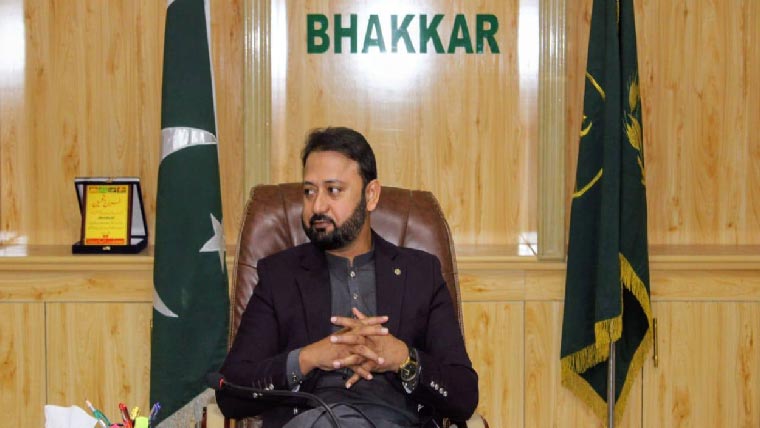 ڈی سی بھکر کا کے پی بارڈر پر زیر تعمیر چیک پوسٹ کاد ورہ