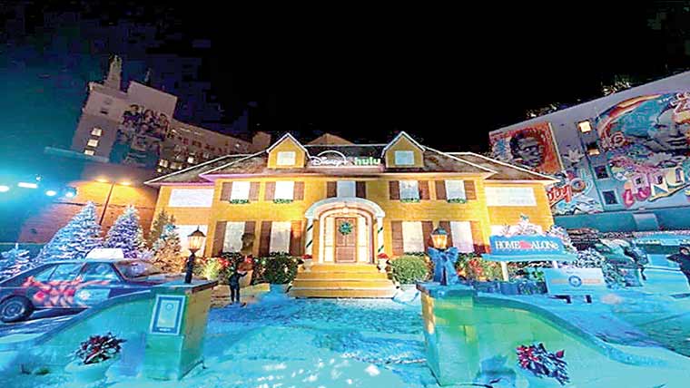 ہوم الون کے گھر سے مشابہ دنیا کا سب سے بڑا جنجر بریڈ ہاؤس