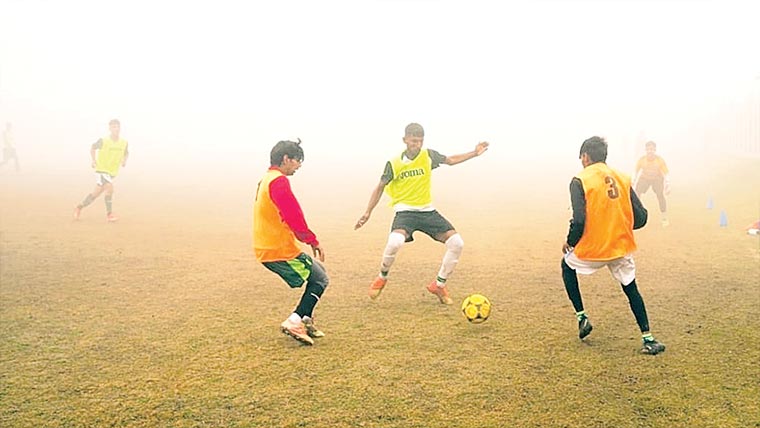 وزیرآباد:سٹریٹ چائلڈ فٹبال ورلڈ کپ  میں شرکت کیلئے کھلاڑیوں کی تربیت 