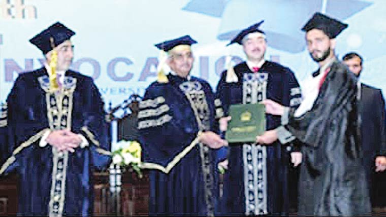 علم و تعلیم نوجوانوں کی صلاحیتوں کو  جلا بخشتی ہیں:افتخار بٹ ، صابر حسین 