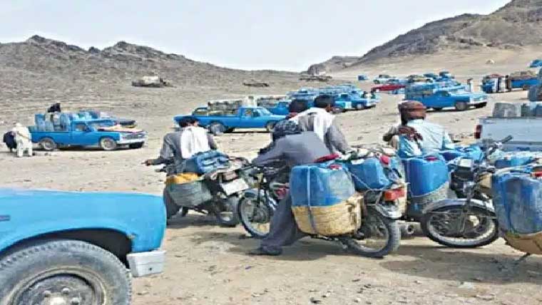 ایک کروڑ 65 لاکھ مالیت کا ایرانی  اسمگل شدہ پٹرول اور ڈیزل ضبط 