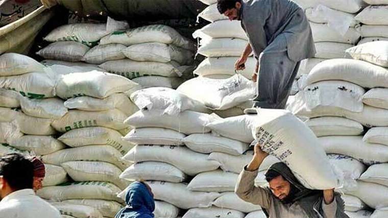اوپن مارکیٹ میں حکومتی نرخوں پر آٹے کی دستیابی انتہائی محدود پیکنگ بدل کر مہنگا فروخت