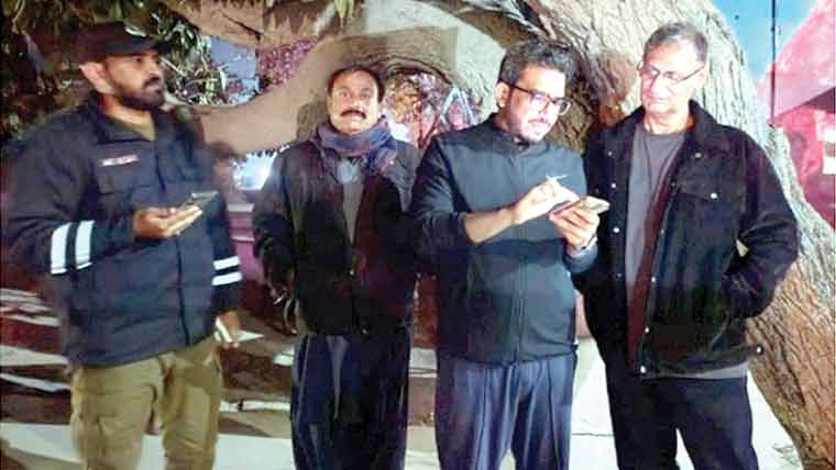 ڈی سی اور ڈی پی او کا تونسہ بیراج پر چیک پوسٹ کا اچانک دورہ