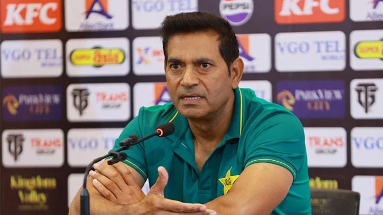 پاکستان کرکٹ درست سمت میں آگے بڑھ رہی:عاقب 