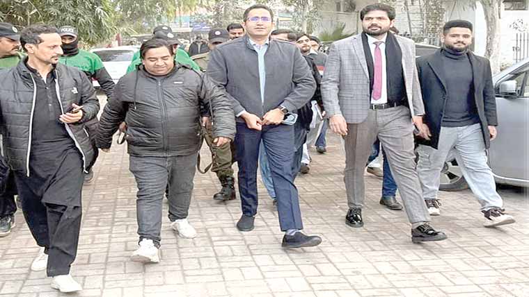 وزیرآباد :ترقیاتی کام مقرر ہ مد ت میں مکمل کرنے کی ہدایت 