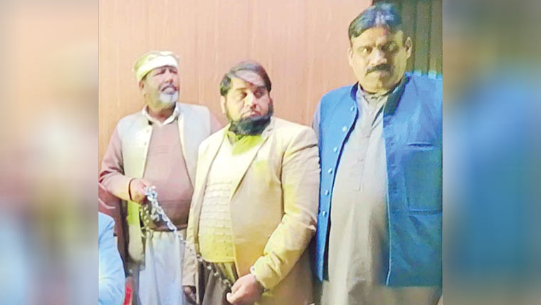 بھٹہ سیل نہ کر کے رشوت لینے والے ماحولیات انسپکٹر گرفتار