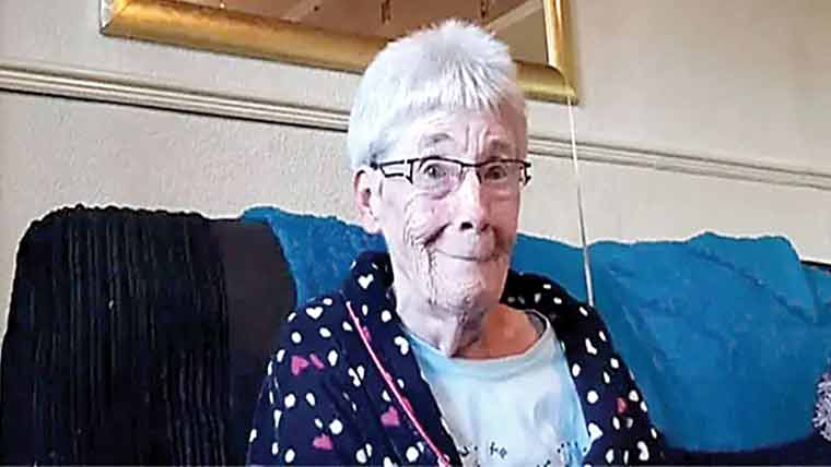 لاکھوں فالوورز کی حامل عمر  رسیدہ ٹک ٹاکر ایگنس چل بسیں