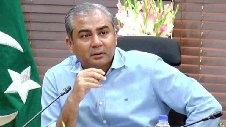 وزیر داخلہ کا دورہ فاطمہ کیتھولک چرچ، کرسمس کا کیک کاٹا 