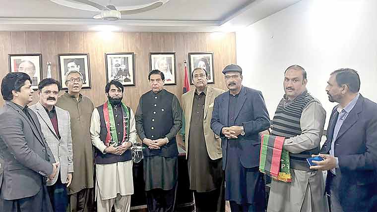 ڈائیلاگ ، ڈائیلاگ، ڈائیلاگ ہی ہر مسئلے کا حل ، پرویز اشرف 