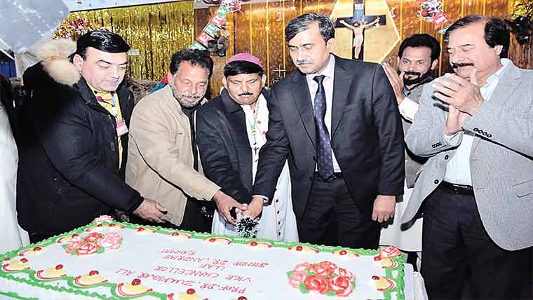  زرعی یونیورسٹی کے چرچ میں کرسمس کی مناسبت سے تقریب 