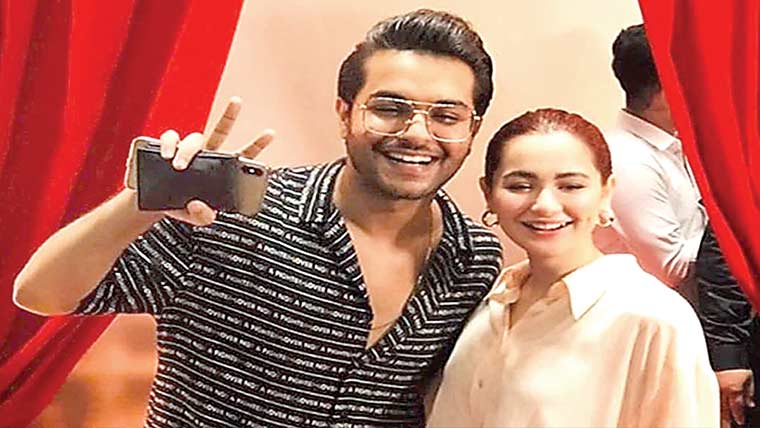 ہانیہ اور عاصم کی شادی کی خبریں زیر گردش، اداکارہ کا مبہم بیان