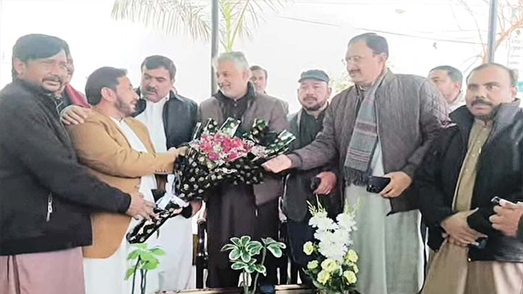 علی پور چٹھہ میں تعمیر وترقی کا نیا دور شروع :بلال تارڑ 