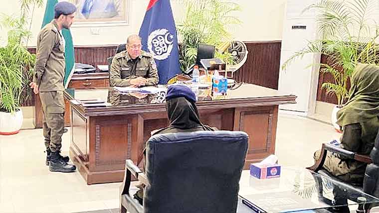  چنیوٹ:جرائم پیشہ عناصر کیخلاف کریک ڈاؤن جاری، 19 گرفتار 