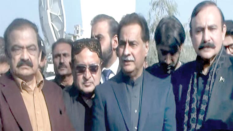 پیپلز پارٹی اور ن لیگ کا ملکر لمبی اننگ کھیلنے کا ارادہ : ایاز صادق