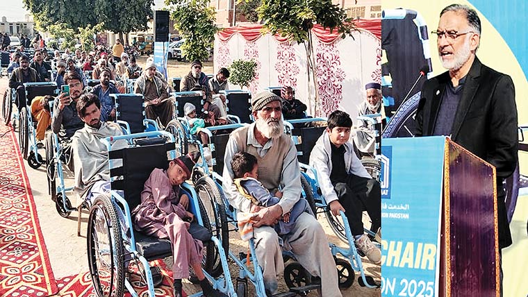  میانوالی : 100خصوصی افراد میں مفت وہیل چیئرز تقسیم