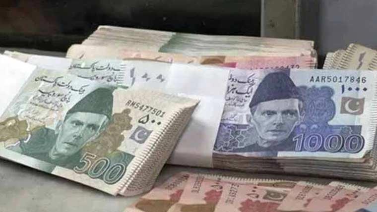 ریلوے پولیس کی ایمانداری، مسافر کے 38 لاکھ واپس کر دئیے 