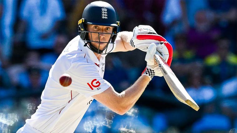 آسٹریلیا شکست کی ذمہ داری  کرولی کے ایک شاٹ پر ڈالنے لگا