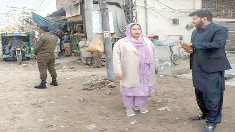 خانیوال ہسپتال،گائنی وارڈ میں سہولتیں بہتر کرنیکی ہدایت