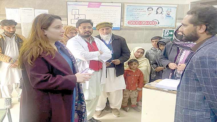 اسسٹنٹ کمشنر کا ٹی ایچ کیو ہسپتال بھاگٹانوالہ کا تفصیلی دورہ 