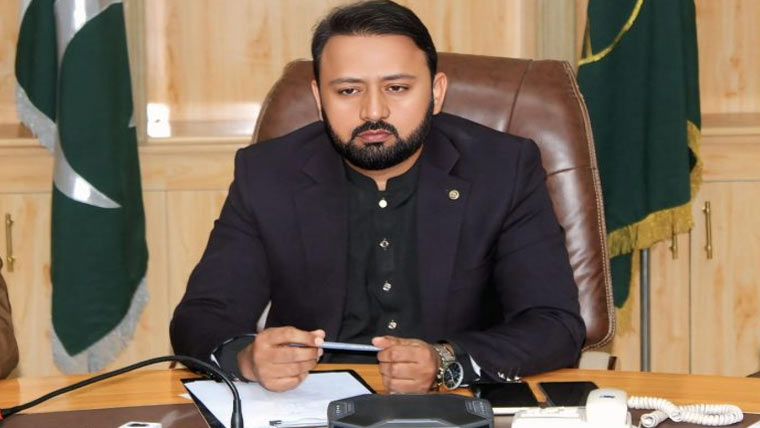 احسان علی جمالی کا ڈی ایچ کیو ہسپتال میں موثر صفائی کاحکم