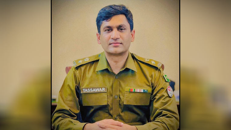 وہاڑی پولیس کی ٹیم کو شاندار  کارکردگی پر انعامات