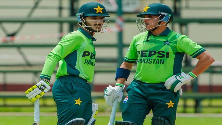 انڈر19،زمبابوے کیخلاف  سمیر منہاس اور عثمان کی سنچریاں 