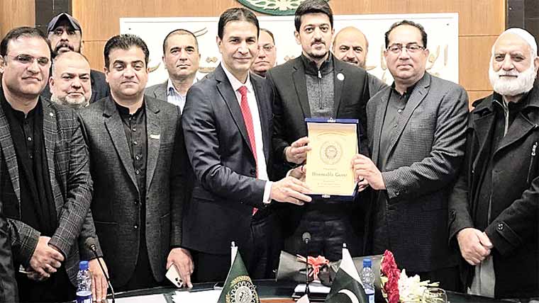 یورپ میں گجرات کی ایکسپورٹس بڑھانا چاہتا ہوں :محمد ناصر 