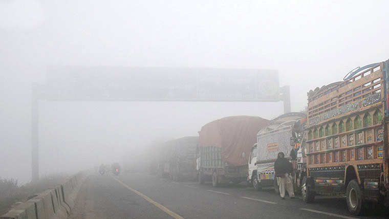 بلوچستان کے کئی شہر وں،کراچی میں بارش ،سردی میں اضافہ