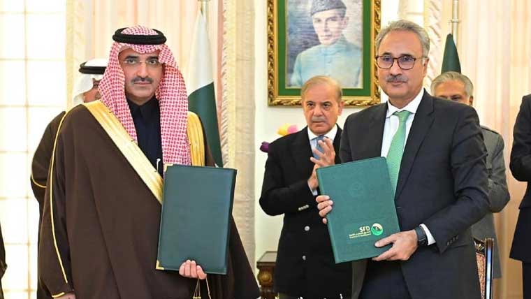 سعودی عرب 1 ارب 20 کروڑ ڈالر کا ادھار تیل دیگا