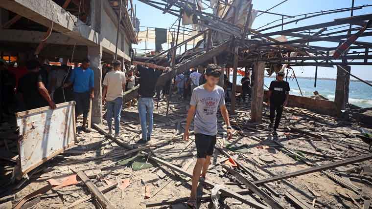 غزہ :سمندر کنارے کیفے پر اسرائیلی میزائل حملہ ،55شہید 